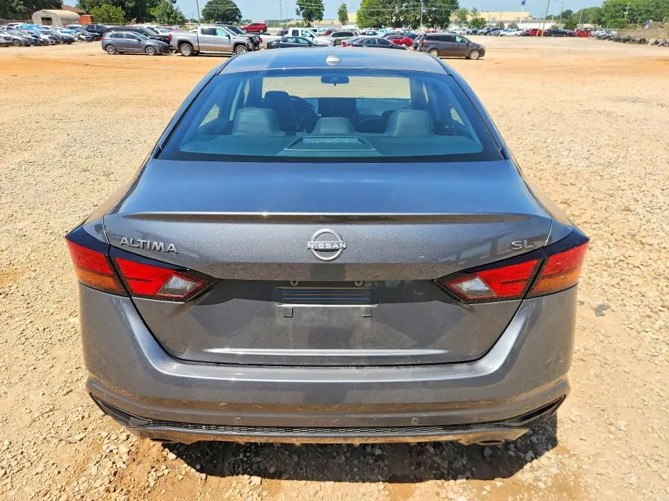 2025 NISSAN ALTIMA SL  
