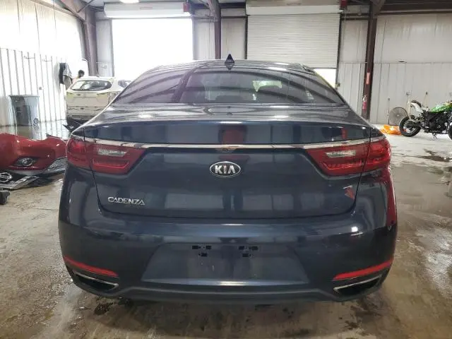 2018 KIA CADENZA PREMIUM  