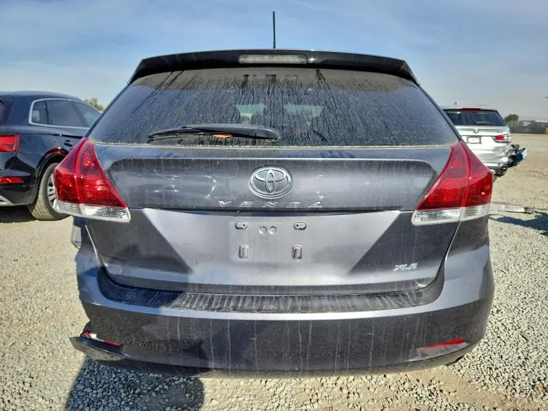 2013 TOYOTA VENZA LE  