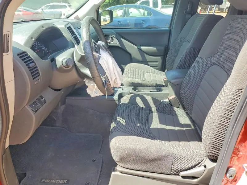 2018 NISSAN FRONTIER SV  