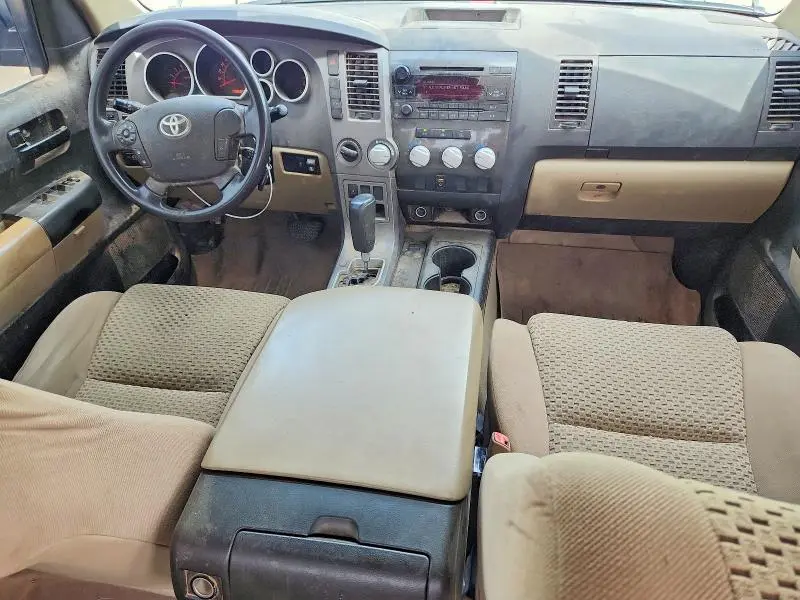 2011 TOYOTA TUNDRA GRADE  
