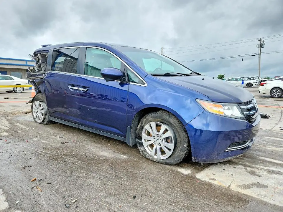 2016 HONDA ODYSSEY SE  
