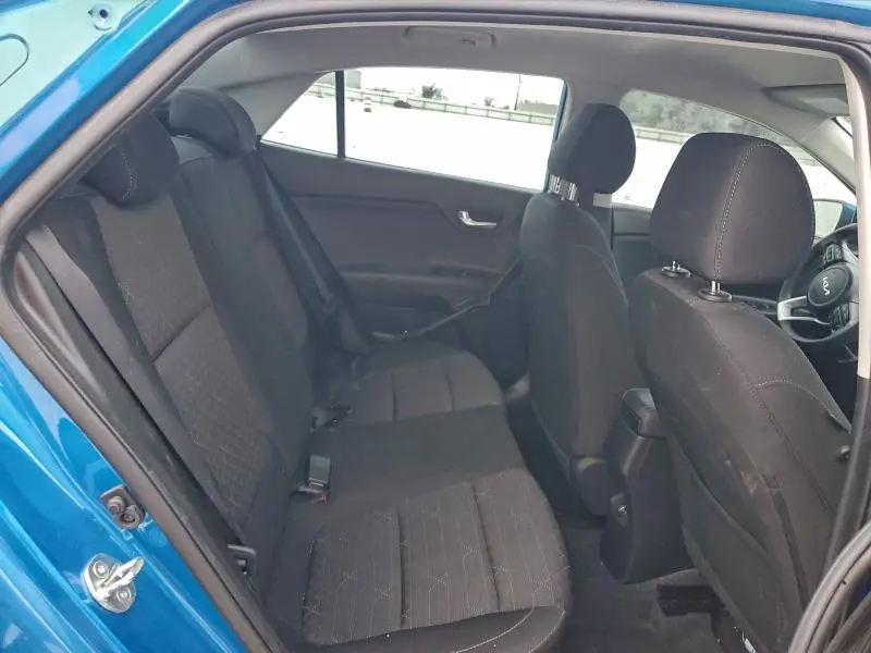 2023 KIA RIO LX  