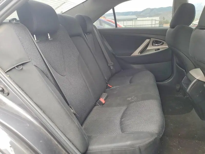 2011 TOYOTA CAMRY BASE  