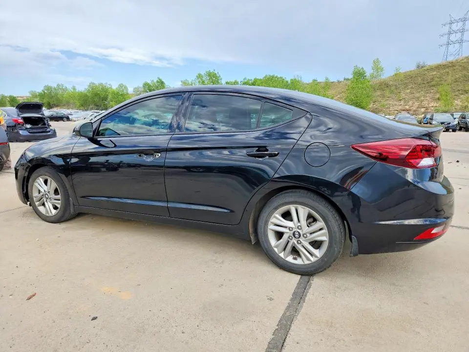2020 HYUNDAI ELANTRA SEL  