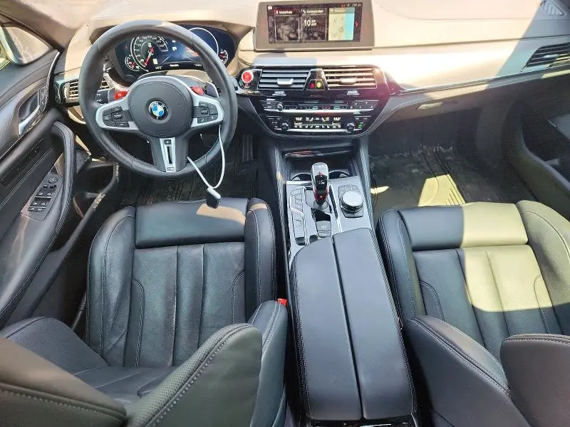 2018 BMW M5   