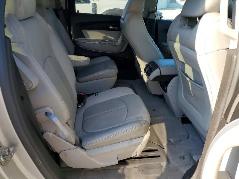 2011 GMC ACADIA SLT-1  