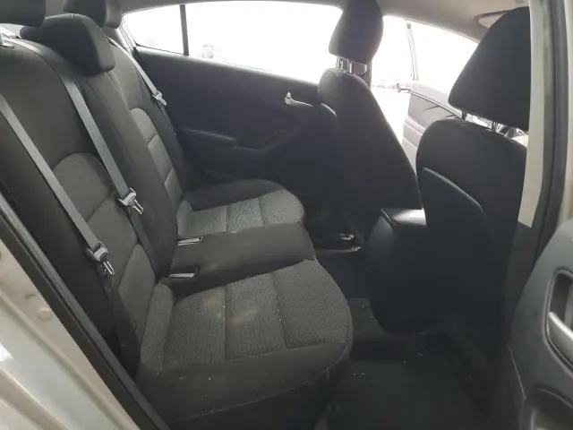2018 KIA FORTE LX  