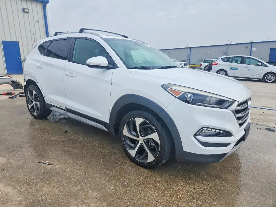 2017 HYUNDAI TUCSON SPORT  