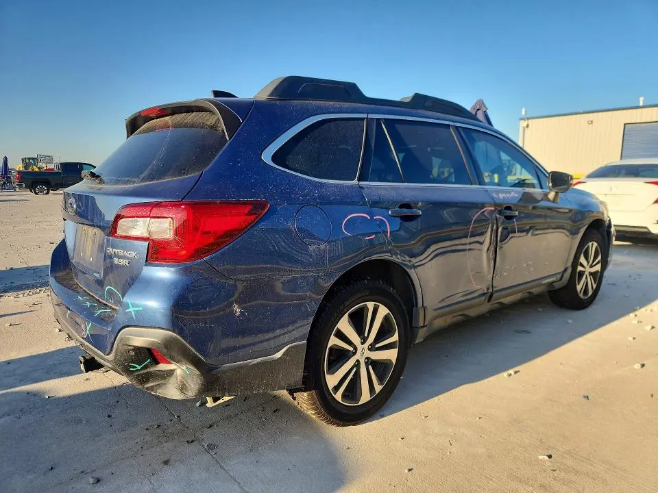 2019 SUBARU OUTBACK 3.6R LIMITED  