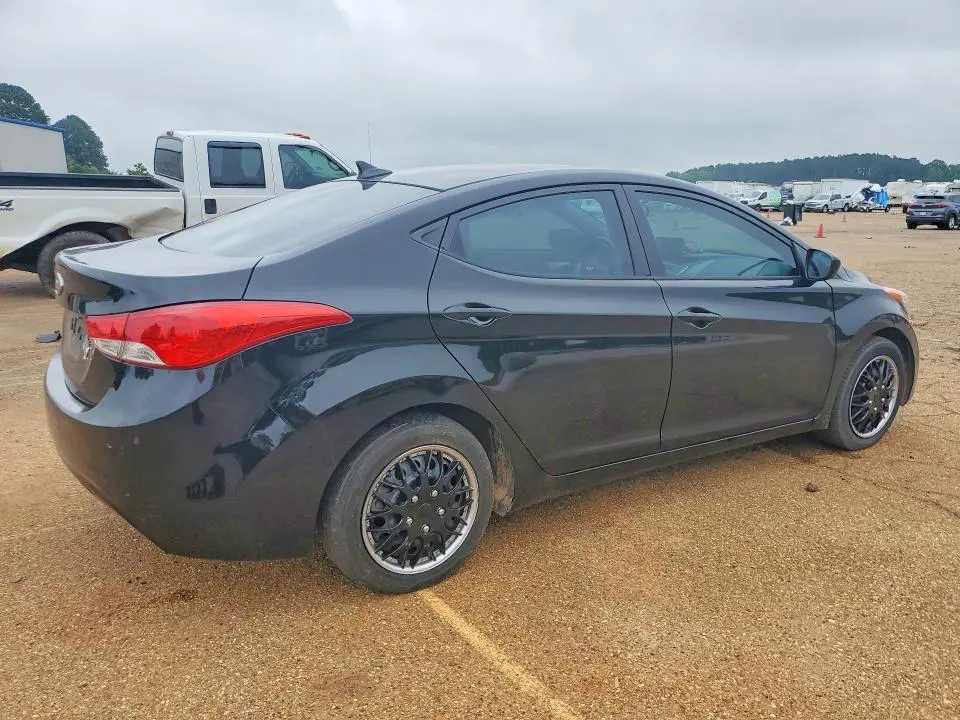 2011 HYUNDAI ELANTRA GLS  