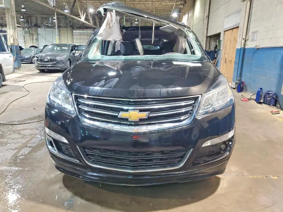 2016 CHEVROLET TRAVERSE LT  