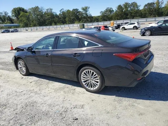 2022 TOYOTA AVALON LIMITED  