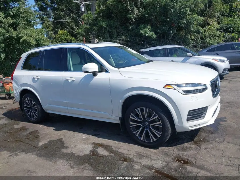 2022 VOLVO XC90 T5 MOMENTUM 7 PASSENGER