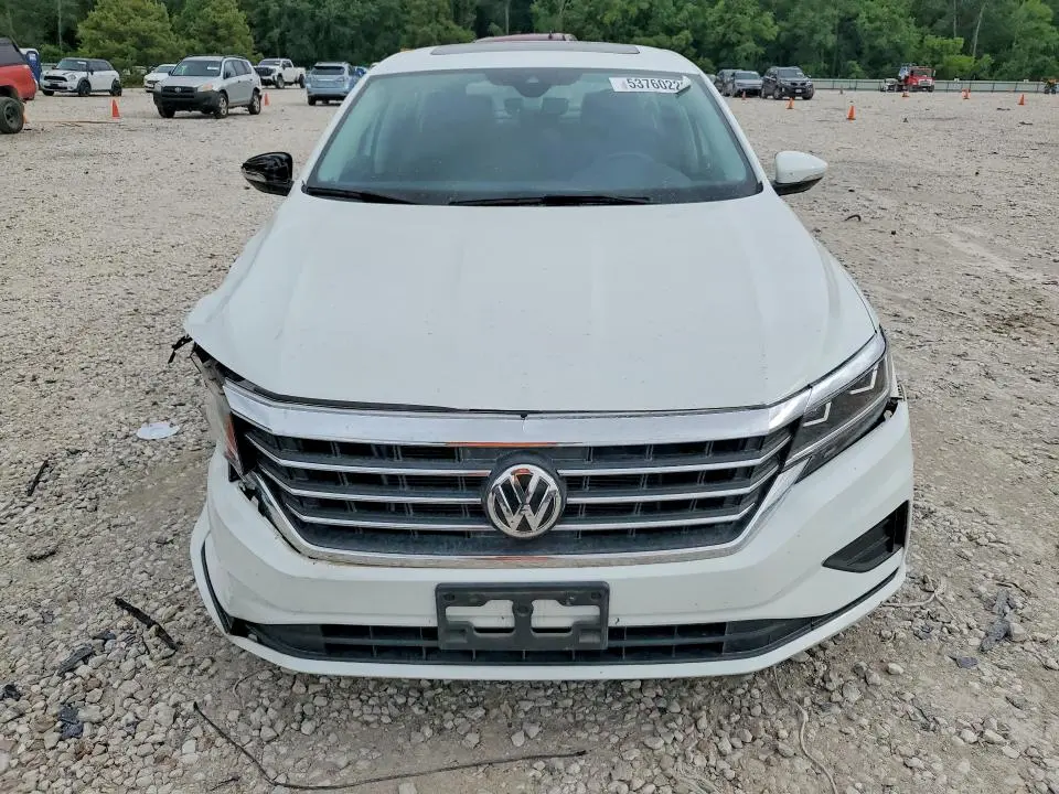 2022 VOLKSWAGEN PASSAT SE  