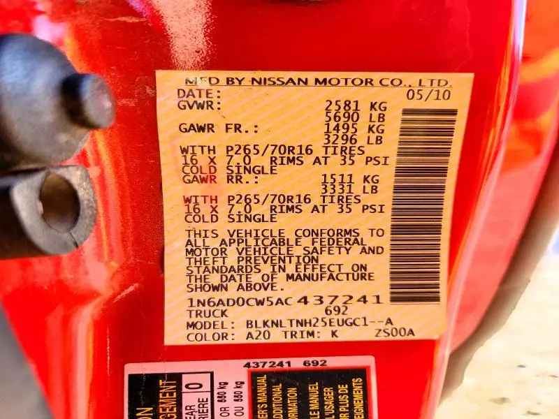 2010 NISSAN FRONTIER KING CAB SE  