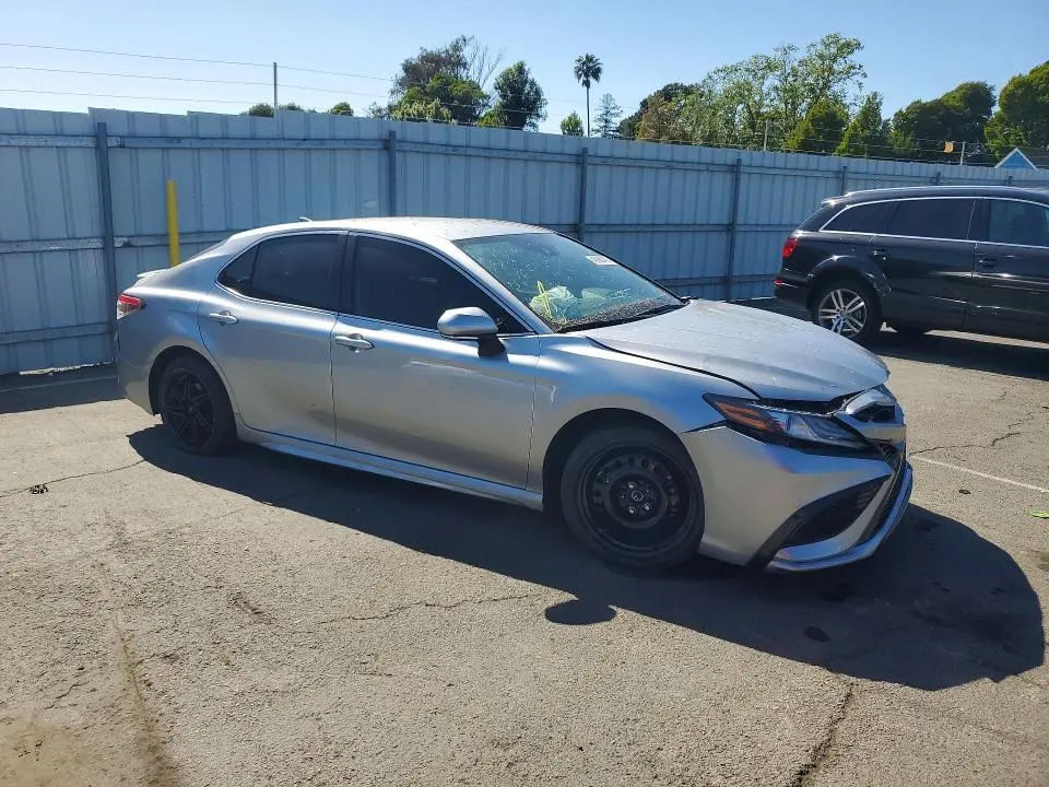 2023 TOYOTA CAMRY XSE  