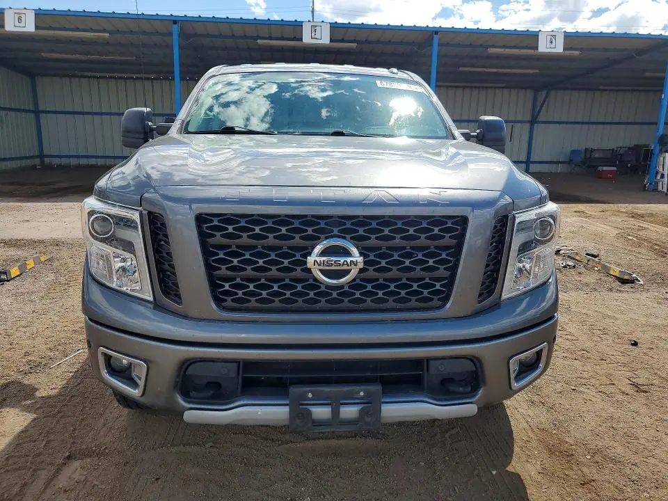 2019 NISSAN TITAN PRO-4X  