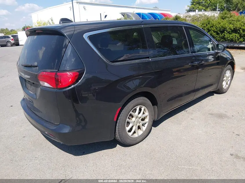 2021 CHRYSLER VOYAGER LX