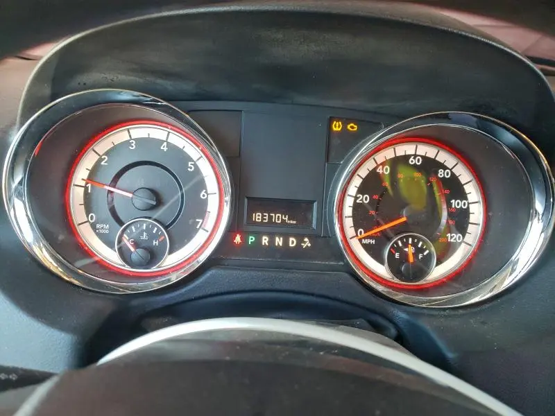 2016 DODGE GRAND CARAVAN SE  