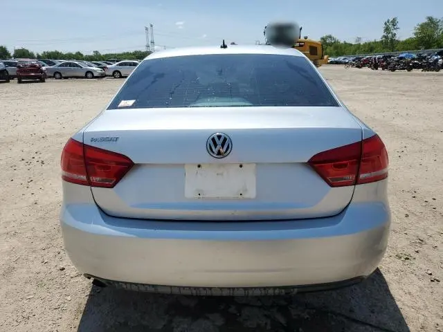 2013 VOLKSWAGEN PASSAT S  