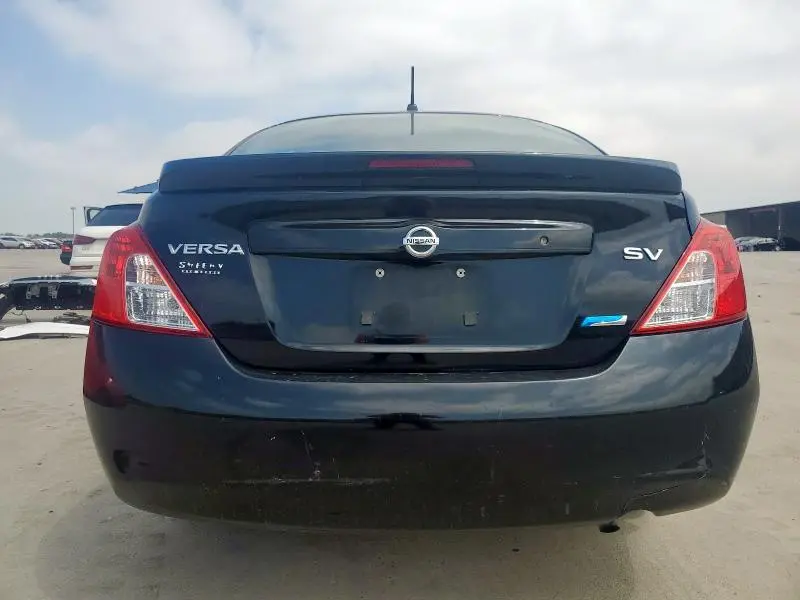 2013 NISSAN VERSA S  