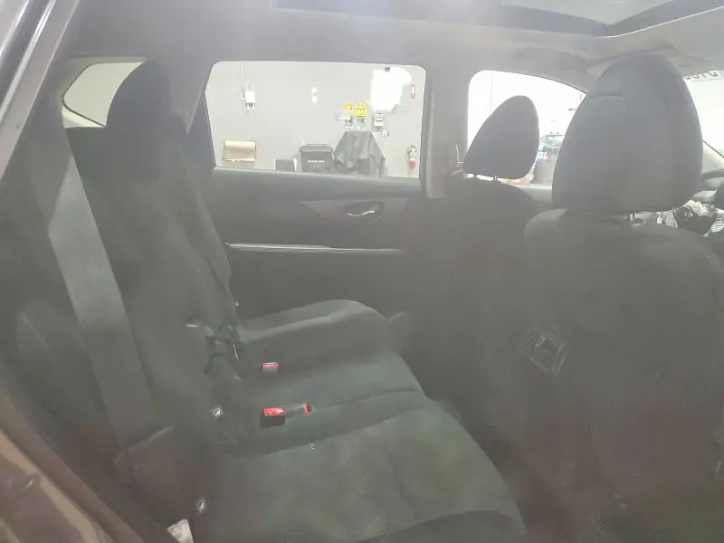 2015 NISSAN ROGUE S  