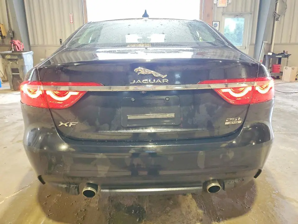 2020 JAGUAR XF PREMIUM  
