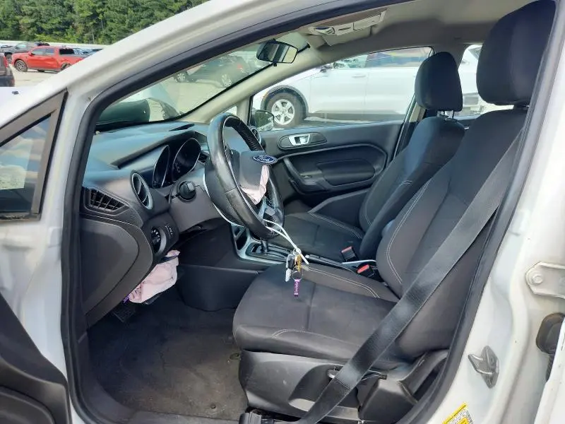 2015 FORD FIESTA SE  