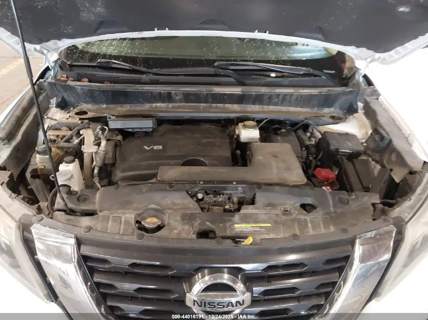 2018 NISSAN PATHFINDER SV