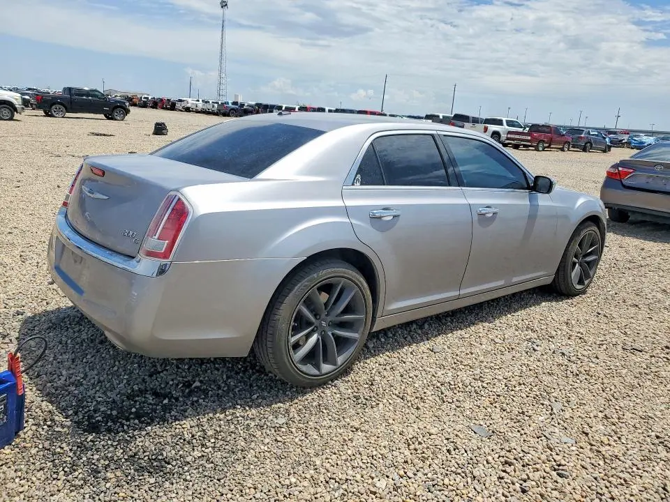 2013 CHRYSLER 300C   