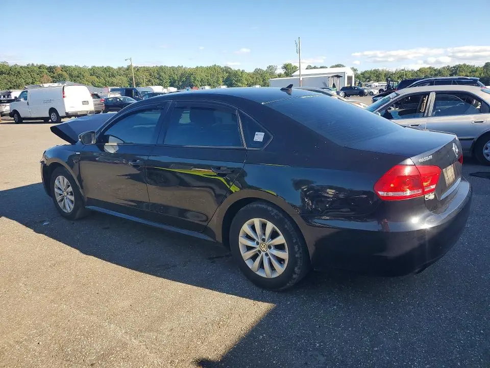 2015 VOLKSWAGEN PASSAT S  