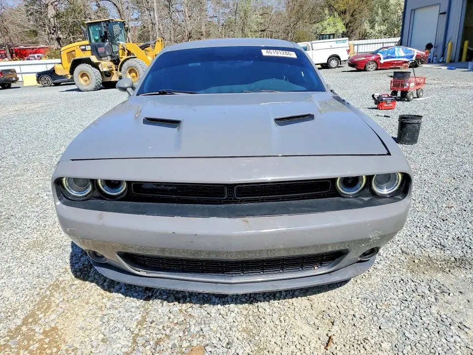 2019 DODGE CHALLENGER SXT  