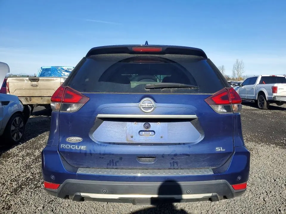 2019 NISSAN ROGUE SL  