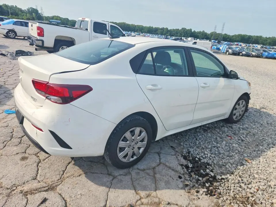 2022 KIA RIO S  