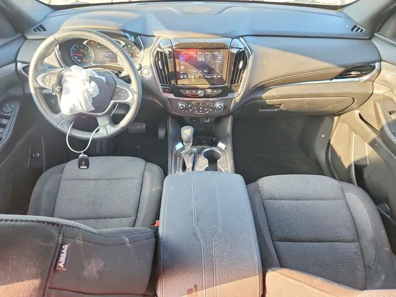 2023 CHEVROLET TRAVERSE LT  