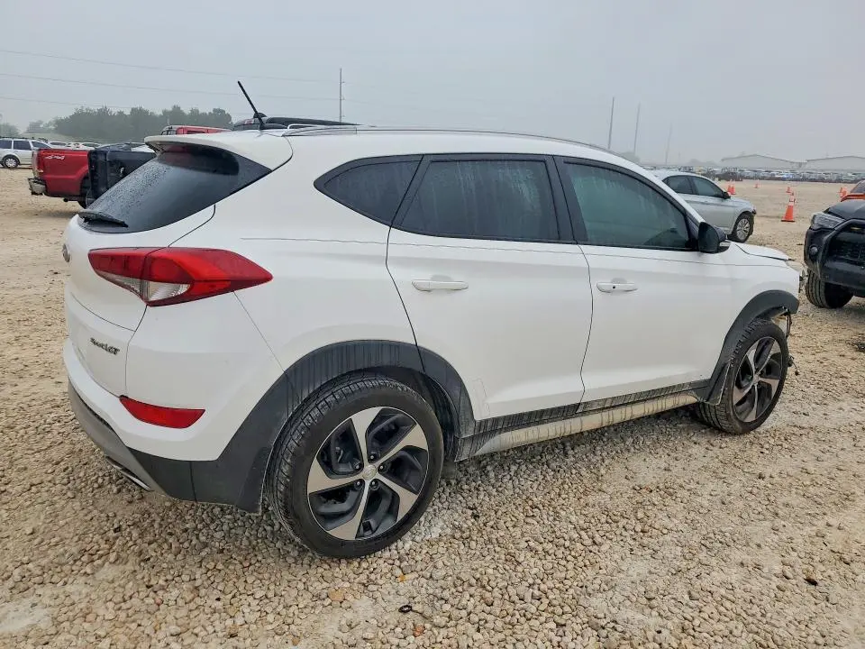 2017 HYUNDAI TUCSON SPORT  