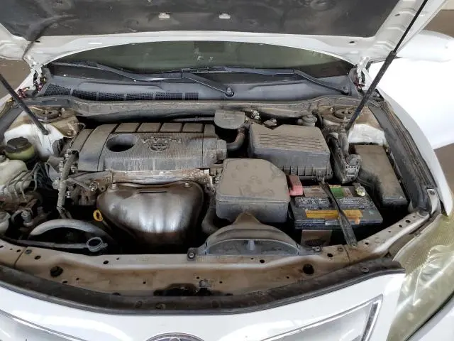 2011 TOYOTA CAMRY BASE  