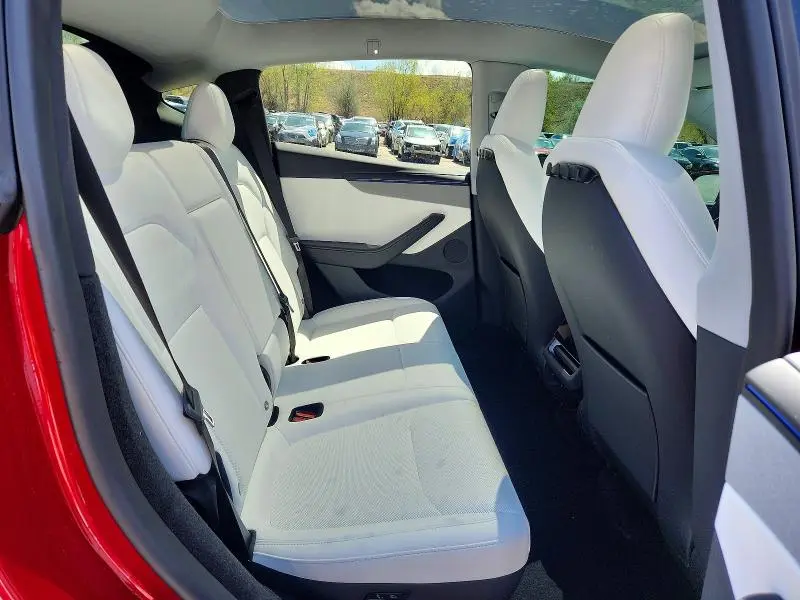 2026 TESLA MODEL Y   