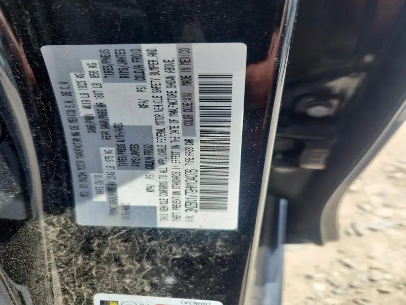 2017 MAZDA 3 TOURING  