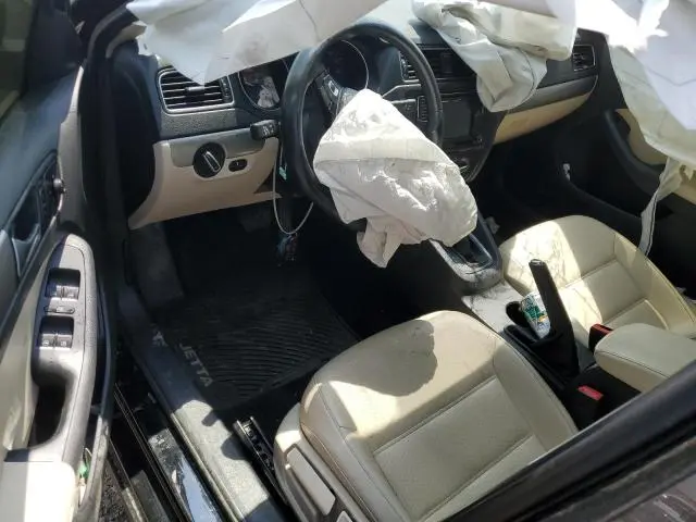 2017 VOLKSWAGEN JETTA SE  