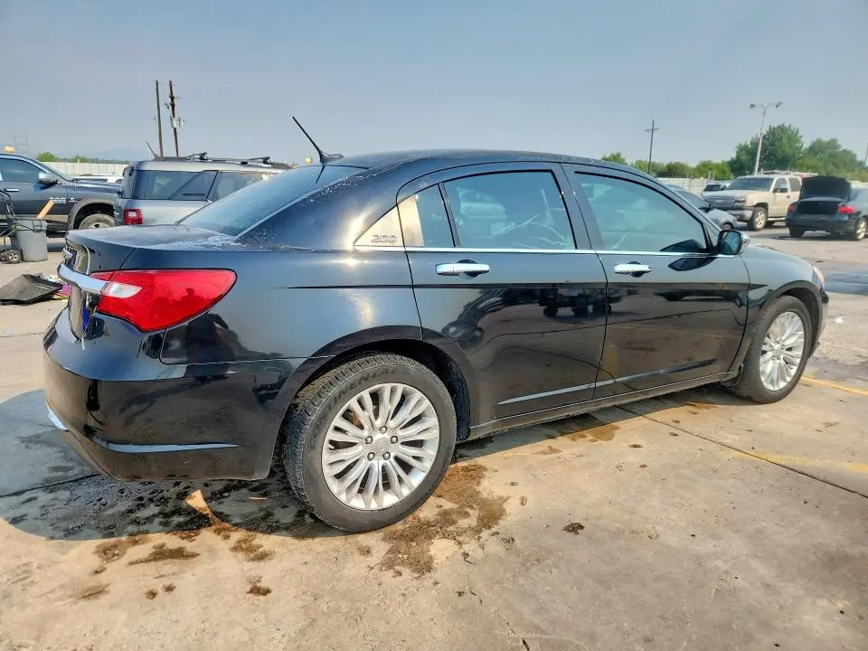 2012 CHRYSLER 200 LIMITED  