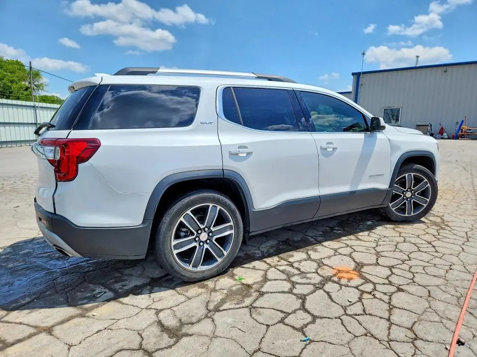 2020 GMC ACADIA SLT  