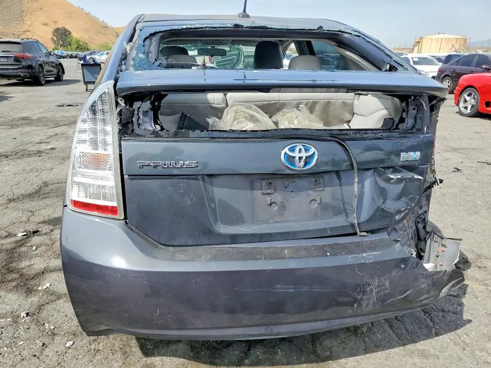 2010 TOYOTA PRIUS II  