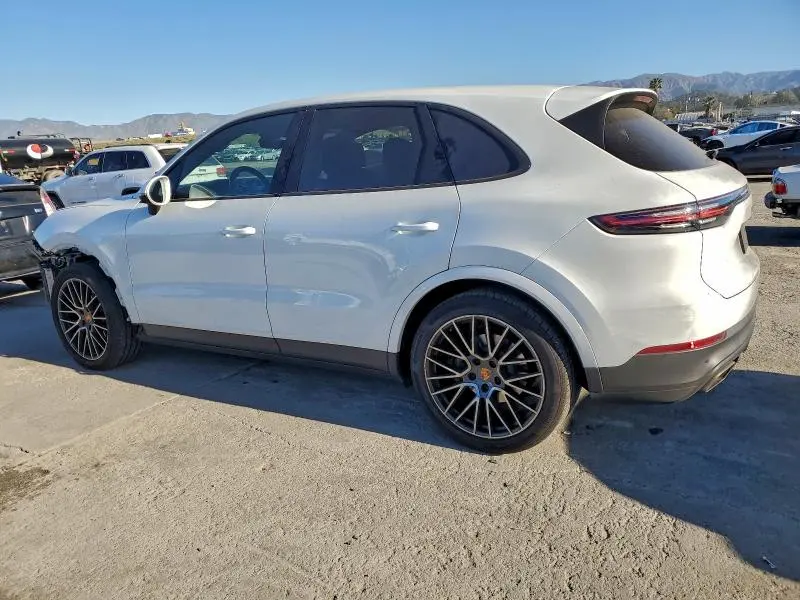 2020 PORSCHE CAYENNE   