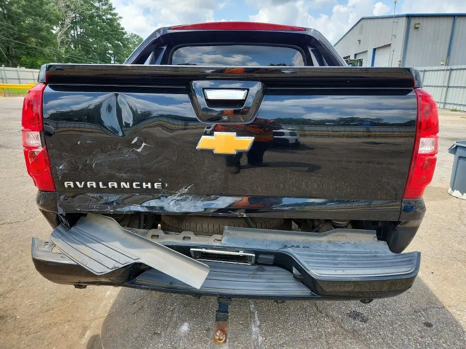 2013 CHEVROLET AVALANCHE LT  