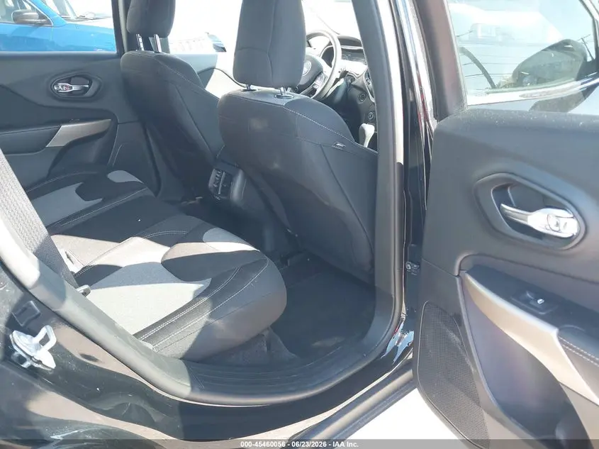 2018 JEEP CHEROKEE LATITUDE 4X4