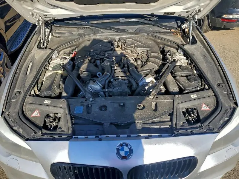 2013 BMW 550 XI  