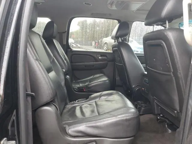 2012 CHEVROLET SUBURBAN K1500 LTZ  