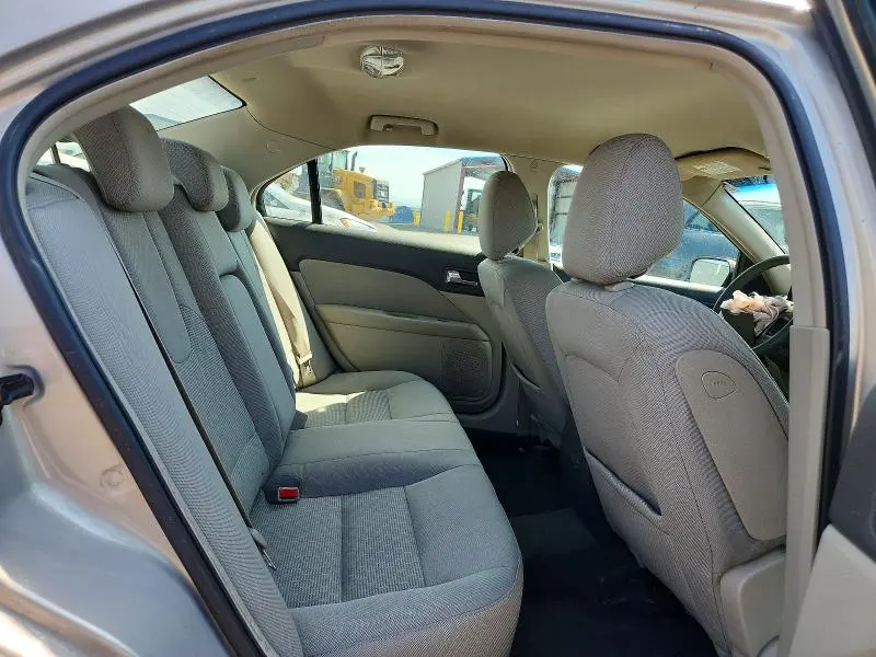 2010 FORD FUSION SE  